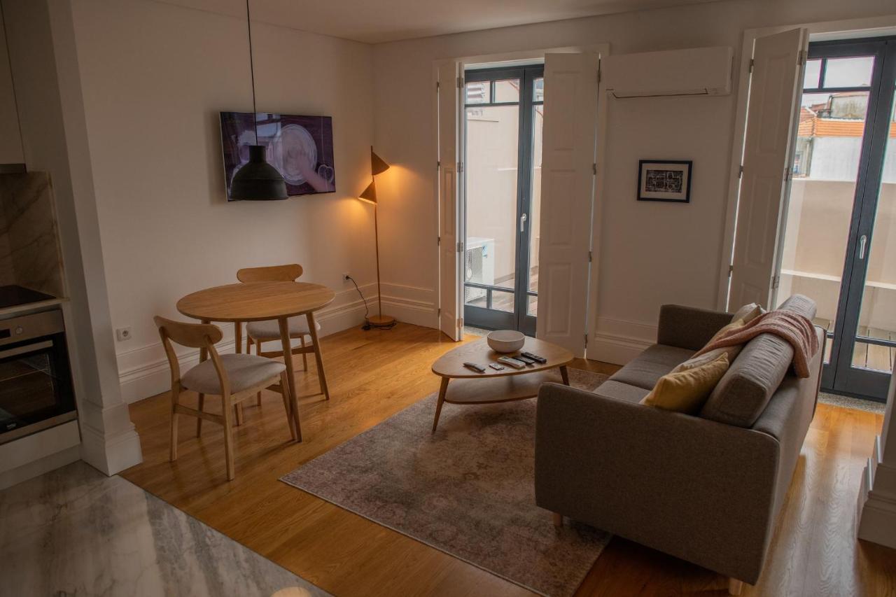 Spacious Studio W/ Balcony & Ac By Lovelystay ปอร์โต ภายนอก รูปภาพ